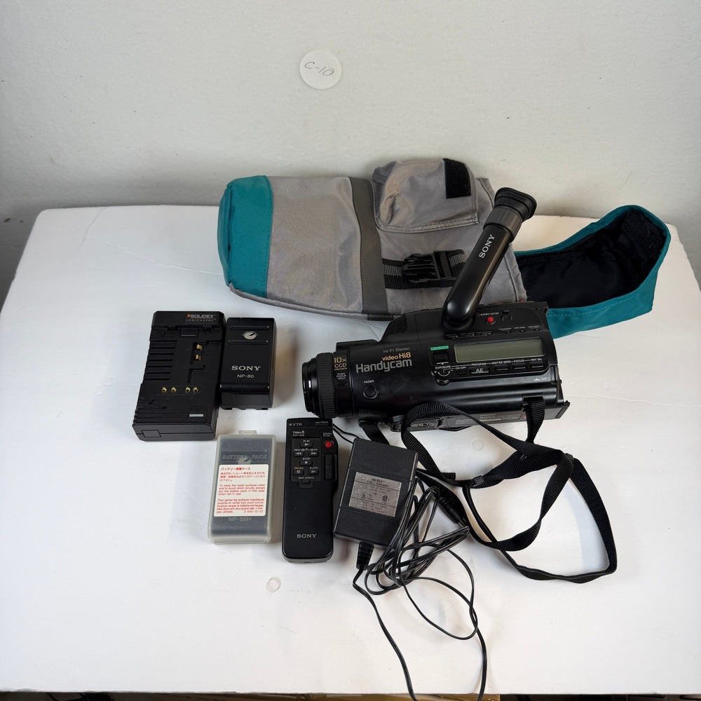 Sony Handycam CCD-FX710 Video Hi8 Camcorder Bundle Parts Repair C-10